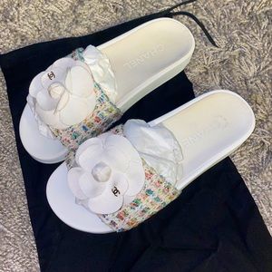 chanel slippers women